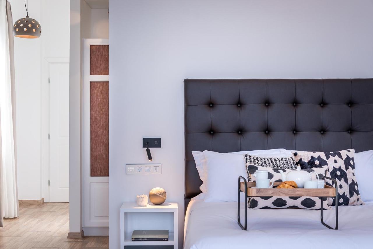 Shapes Luxury Suites 에르무폴리 외부 사진