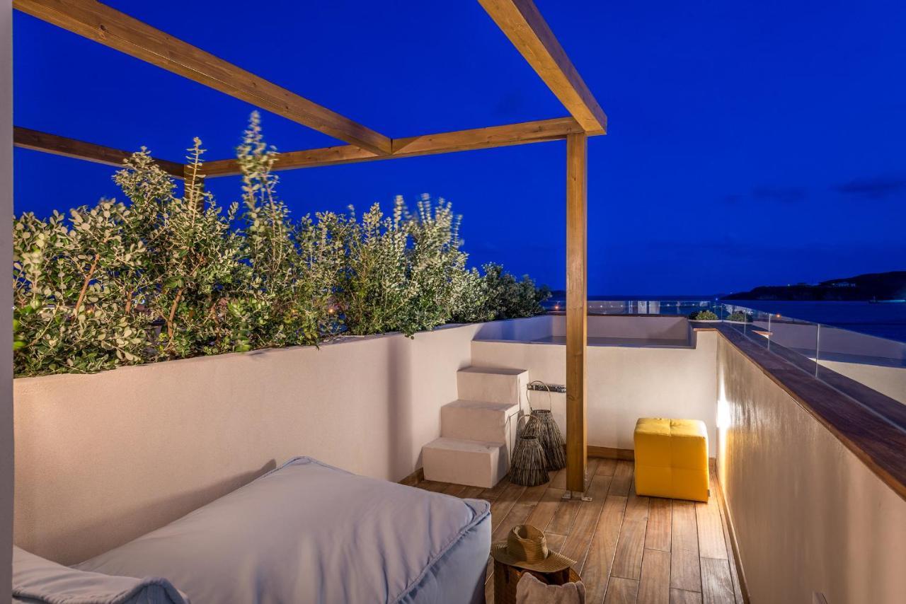 Shapes Luxury Suites 에르무폴리 외부 사진