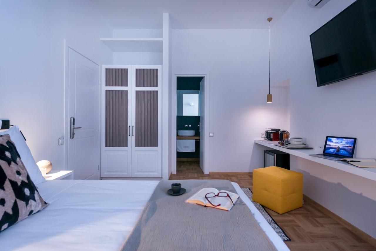Shapes Luxury Suites 에르무폴리 외부 사진
