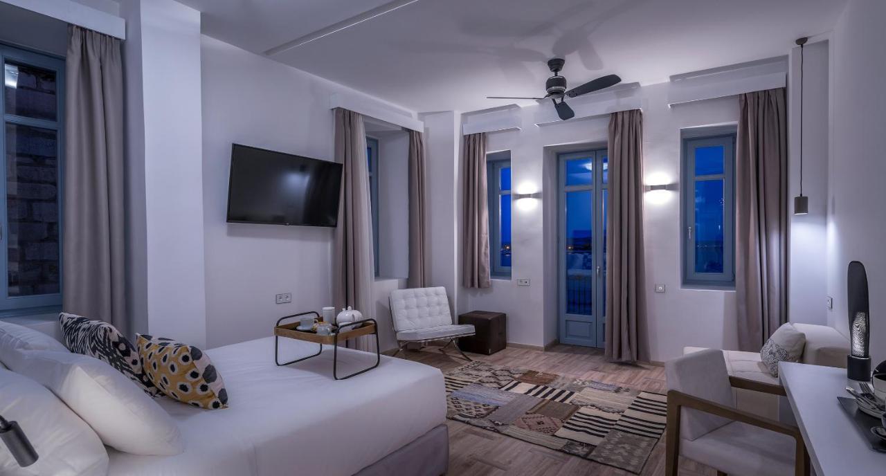 Shapes Luxury Suites 에르무폴리 외부 사진