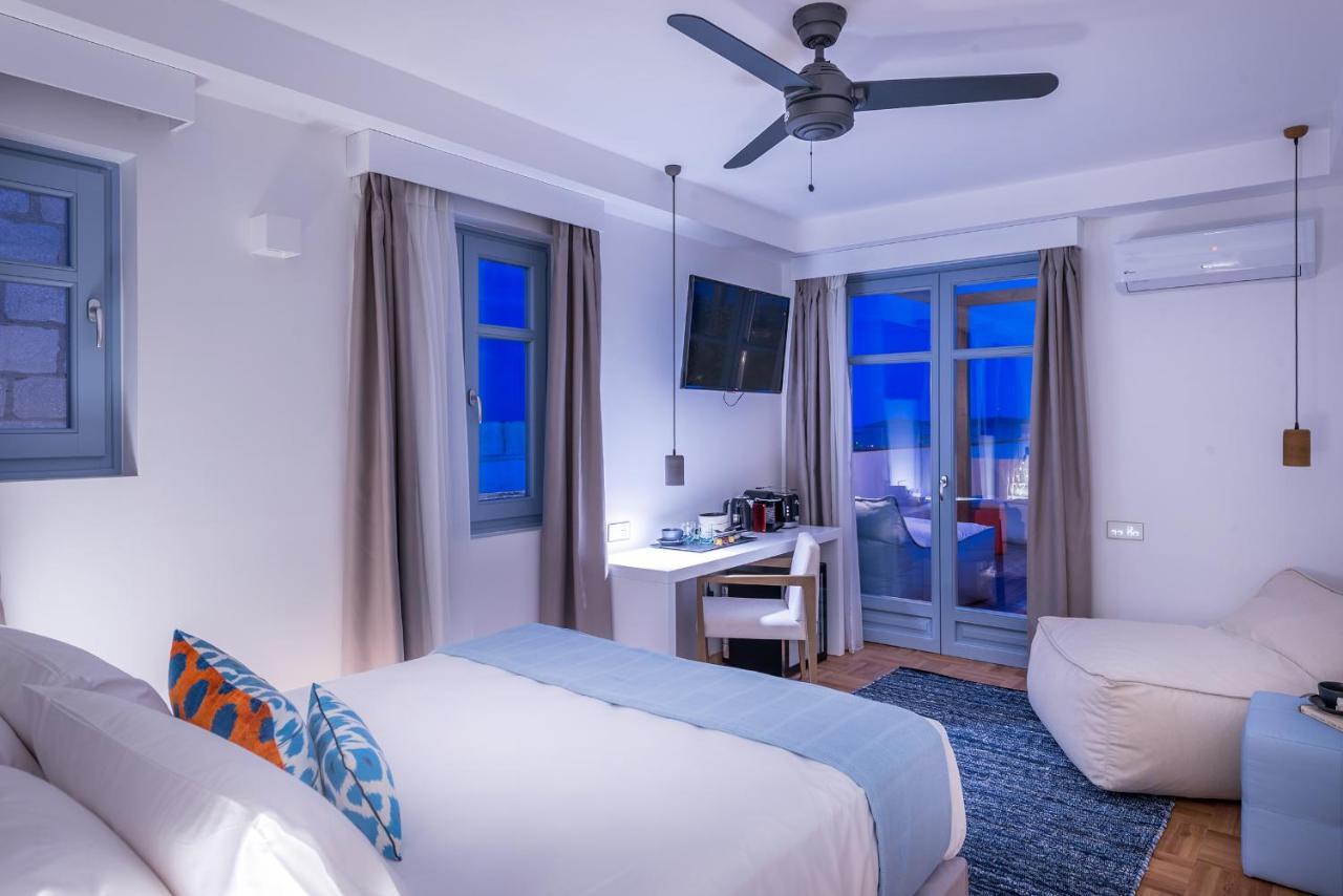 Shapes Luxury Suites 에르무폴리 외부 사진