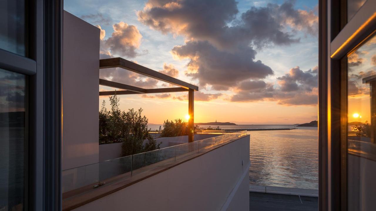 Shapes Luxury Suites 에르무폴리 외부 사진